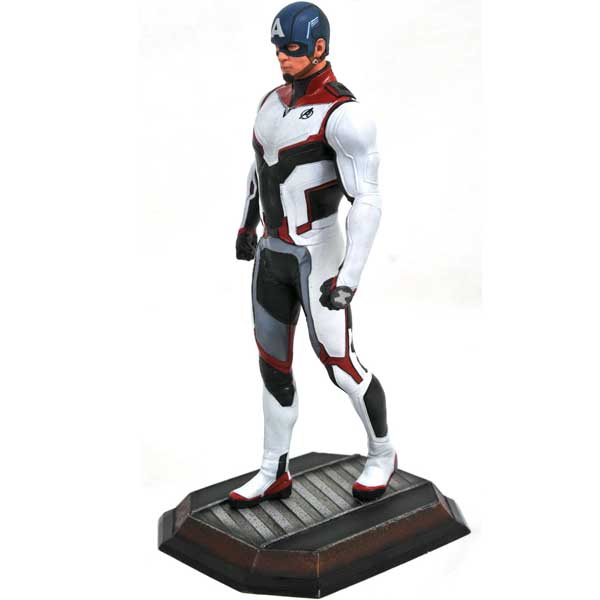 Figúrka Avengers: Captain America Avengers Team Suit Marvel Gallery Diorama